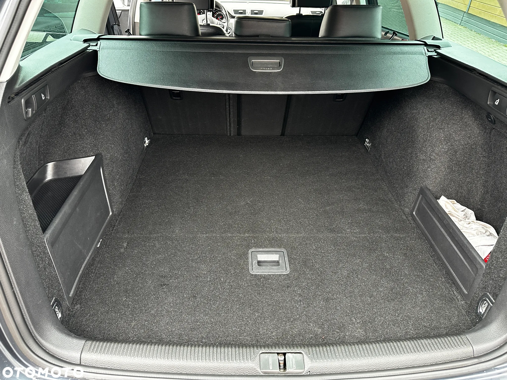 Volkswagen Passat - 29