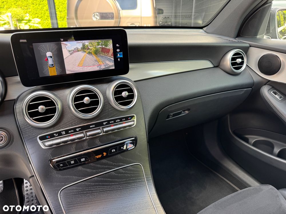 Mercedes-Benz GLC 220 d 4Matic 9G-TRONIC AMG Line - 14