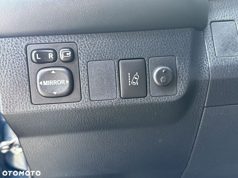 Toyota RAV4 Hybrid Premium 4x2 - 11