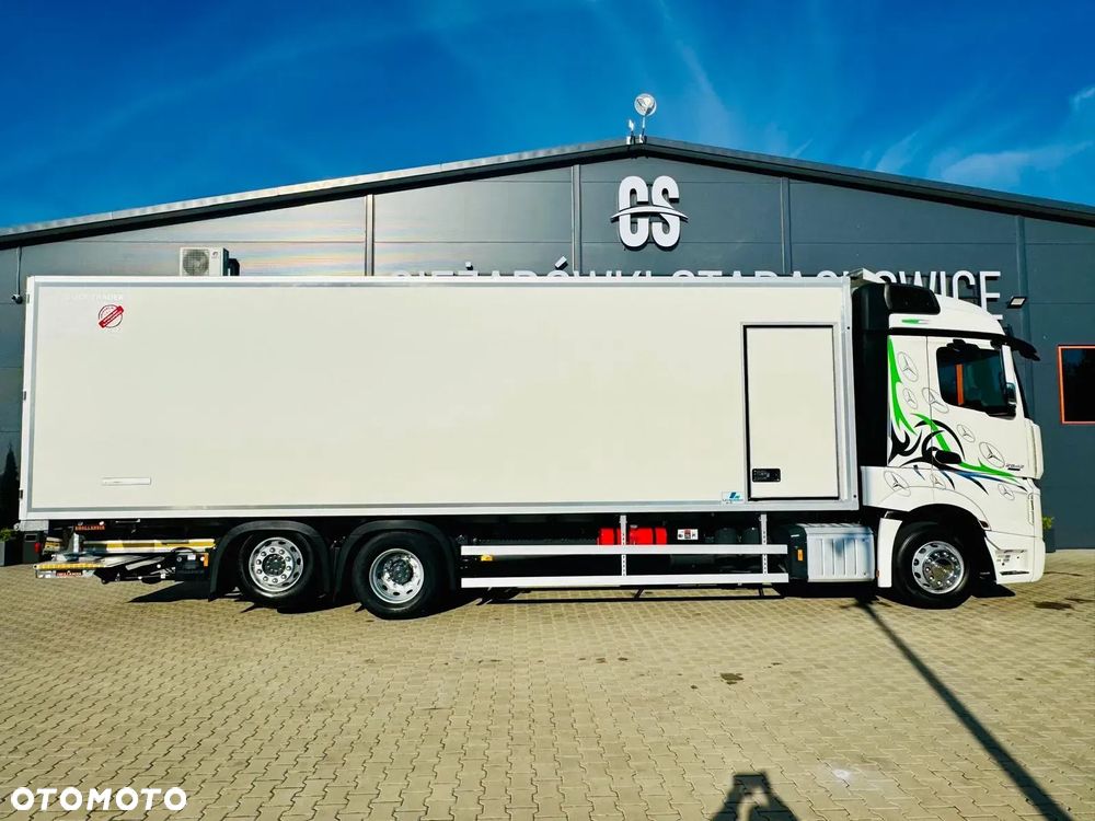 Mercedes-Benz Actros 2542 // E6 // chłodnia multitemperatura 22,5 Epal // winda // bitemperatua // świeżo z Niemiec // Idealny !!! - 7