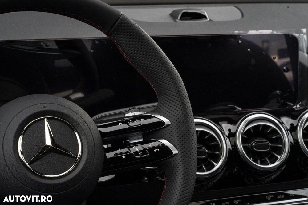 Mercedes-Benz GLA - 17