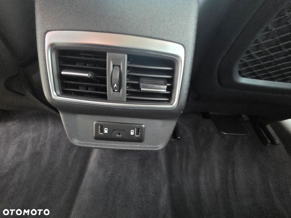 Renault Koleos 2.0 Blue dCi Initiale Paris 4x4 X-Tronic - 33
