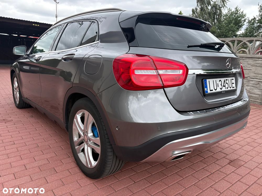 Mercedes-Benz GLA 200 Style - 5