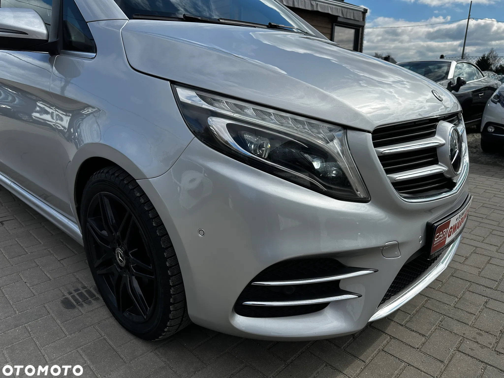 Mercedes-Benz Klasa V - 39