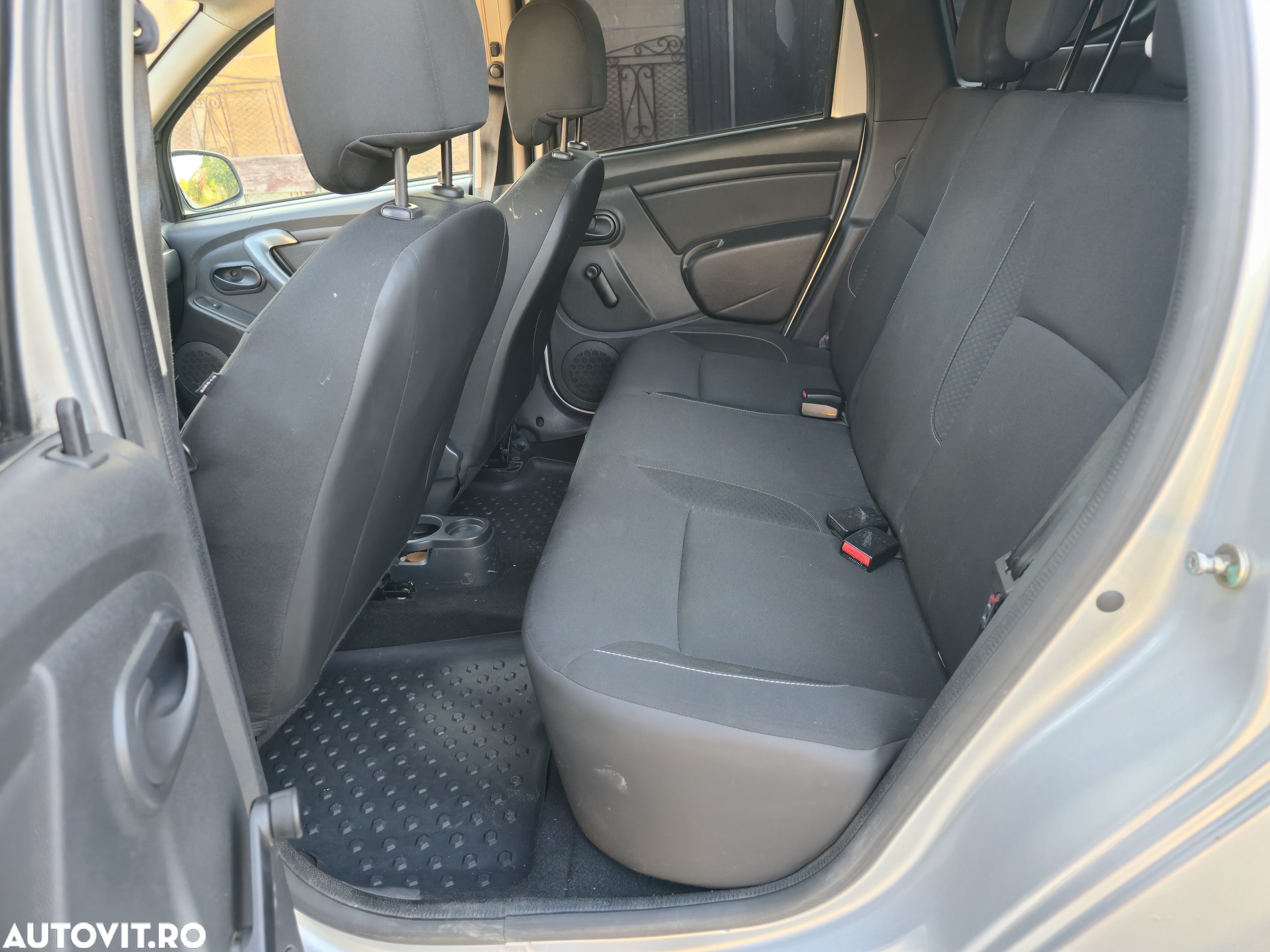 Dacia Duster 1.5 dCi 4x4 Ambiance - 6