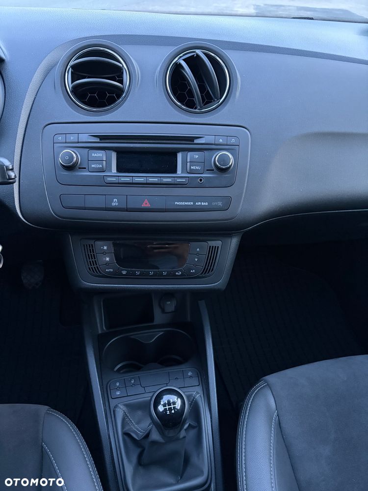 Seat Ibiza 1.2 TSI CONNECT - 17