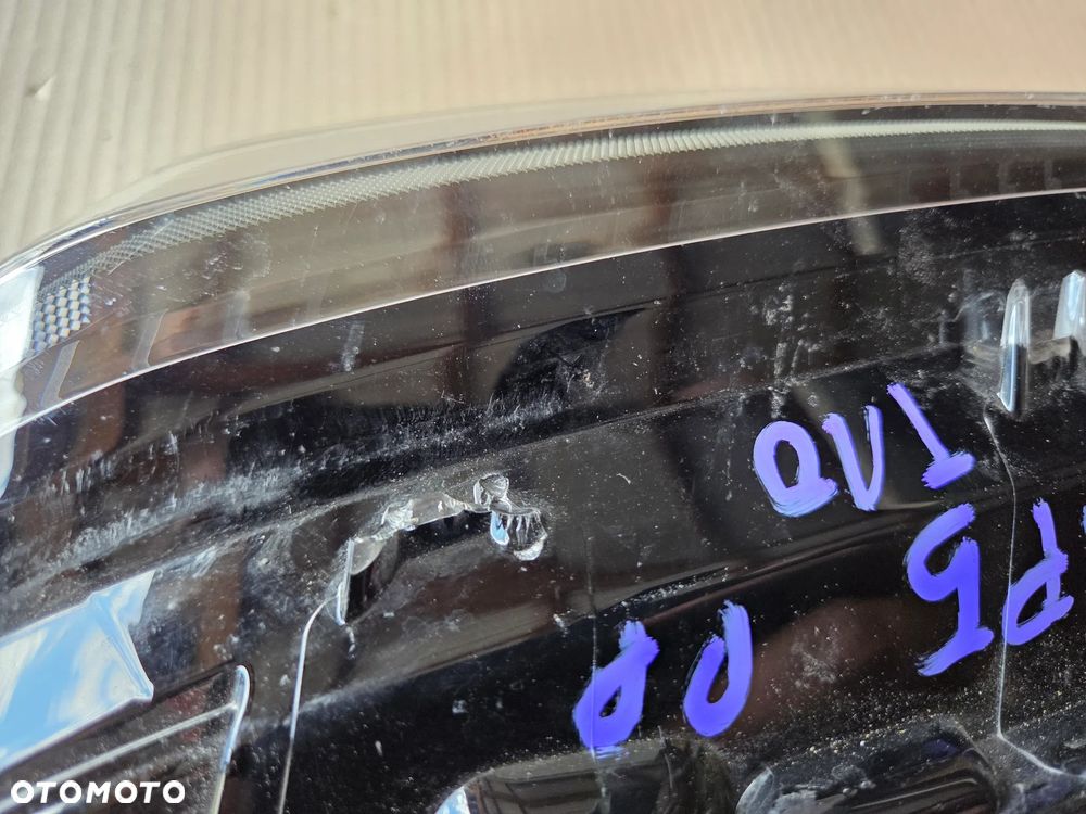 Led DRL halogen prawy przedni peugeot 308 P5 T10 - 17