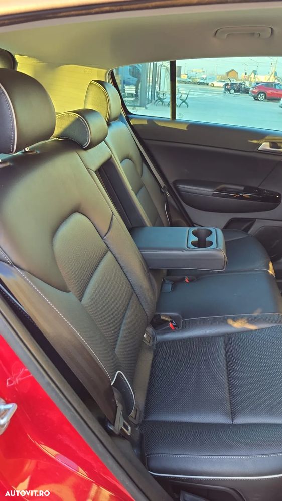 Kia Sportage 1.7 DSL 7DCT 4x2 Style - 23