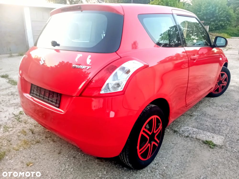 Suzuki Swift - 2