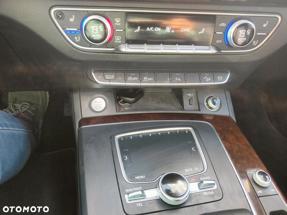Audi Q5 45 TFSI quattro S tronic S line - 12