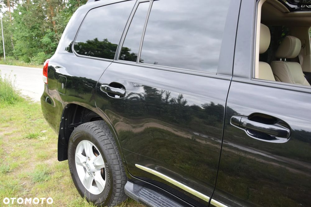 Toyota Land Cruiser LC 4.5 D-4D Sol - 33