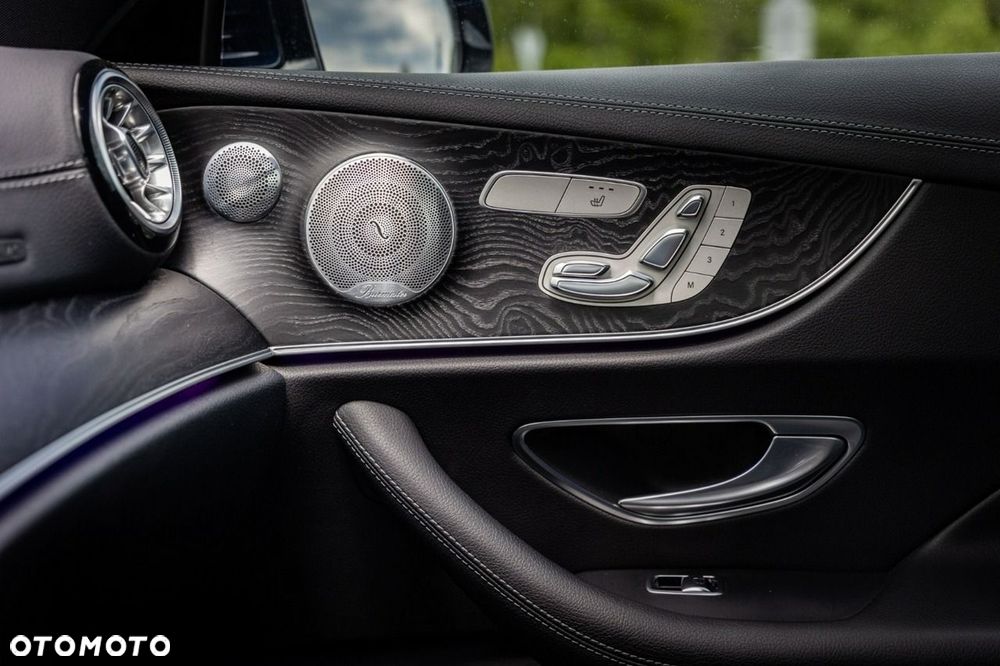 Mercedes-Benz Klasa E - 19