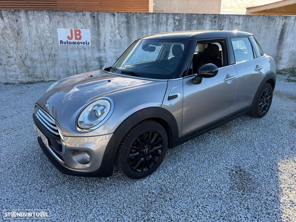 MINI 5 Portas