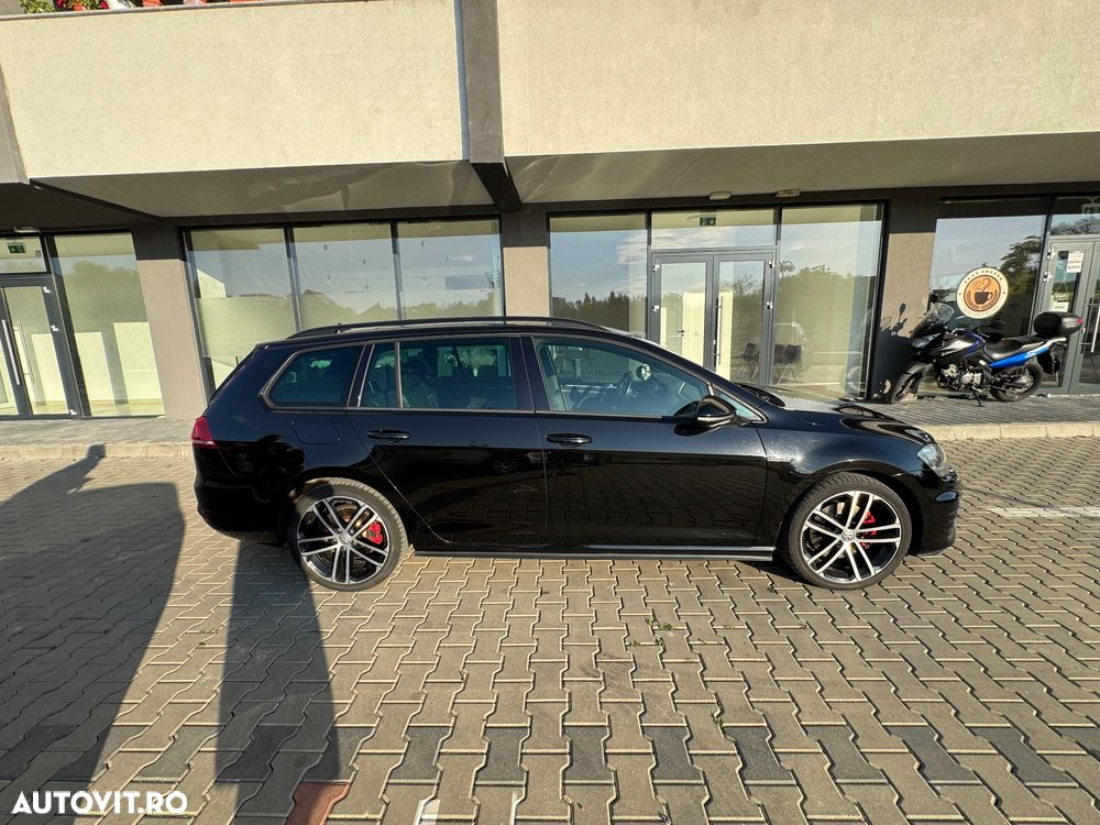 Volkswagen Golf 2.0 TDI DSG GTD - 4