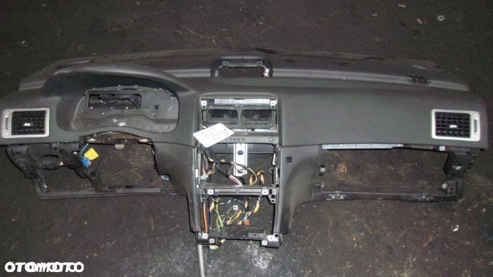 DESKA ROZDZIELCZA PEUGEOT 307 05- - 1