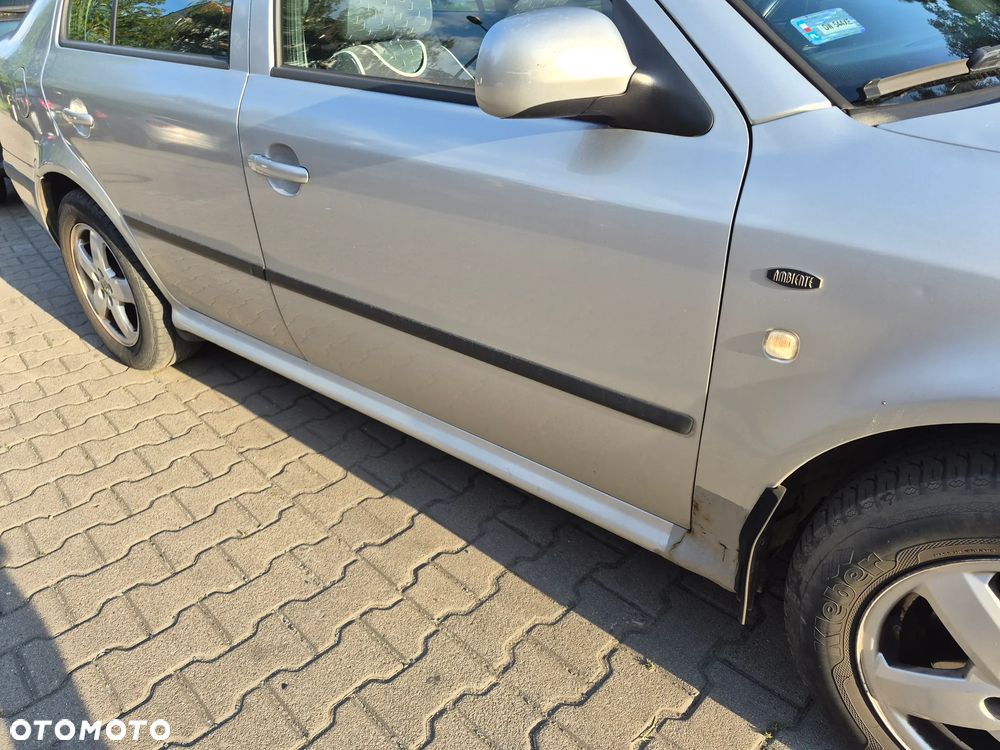 Skoda Octavia 2.0 Ambiente - 13