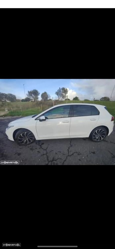 VW Golf - 8