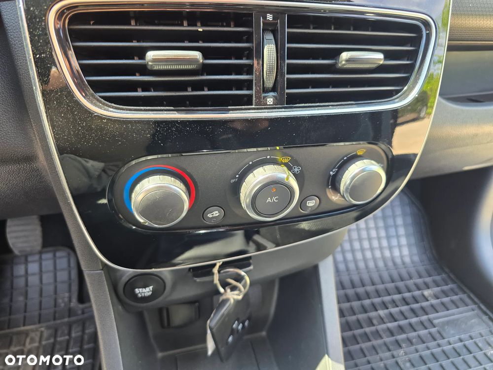 Renault Clio - 31
