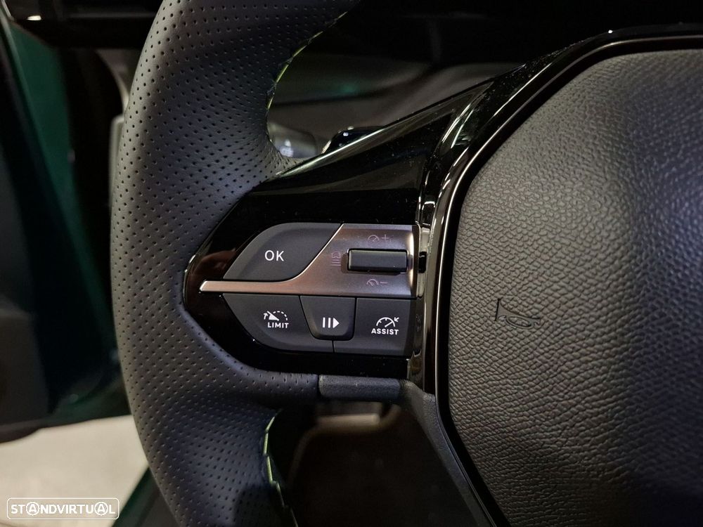 Peugeot e-308 54 kWh GT — fotografia 16