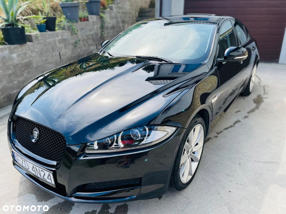 Jaguar XF - 5