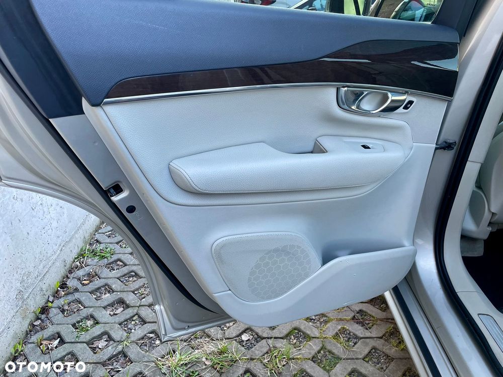 Volvo XC 90 T6 AWD Geartronic Momentum - 14