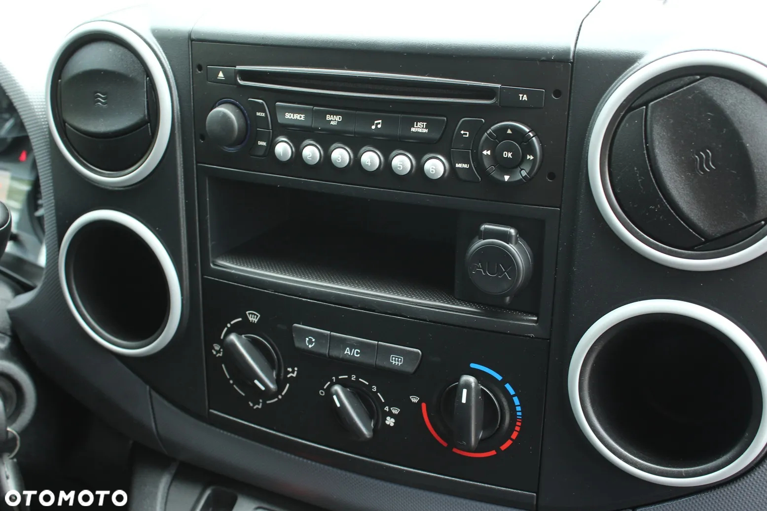 Citroën BERLINGO - 26