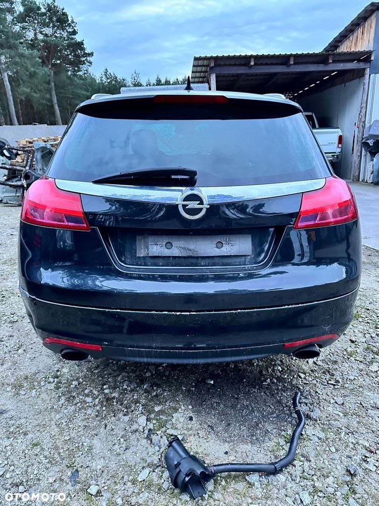 Klapa Bagażnika Kompletna Opel Insignia A Kombi - 1