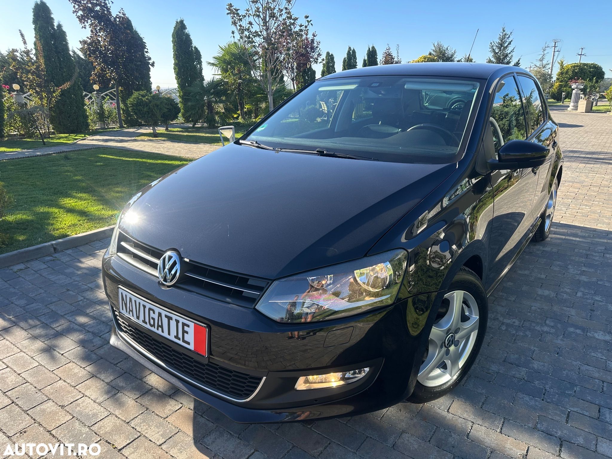 Volkswagen Polo 1.4 Highline - 1