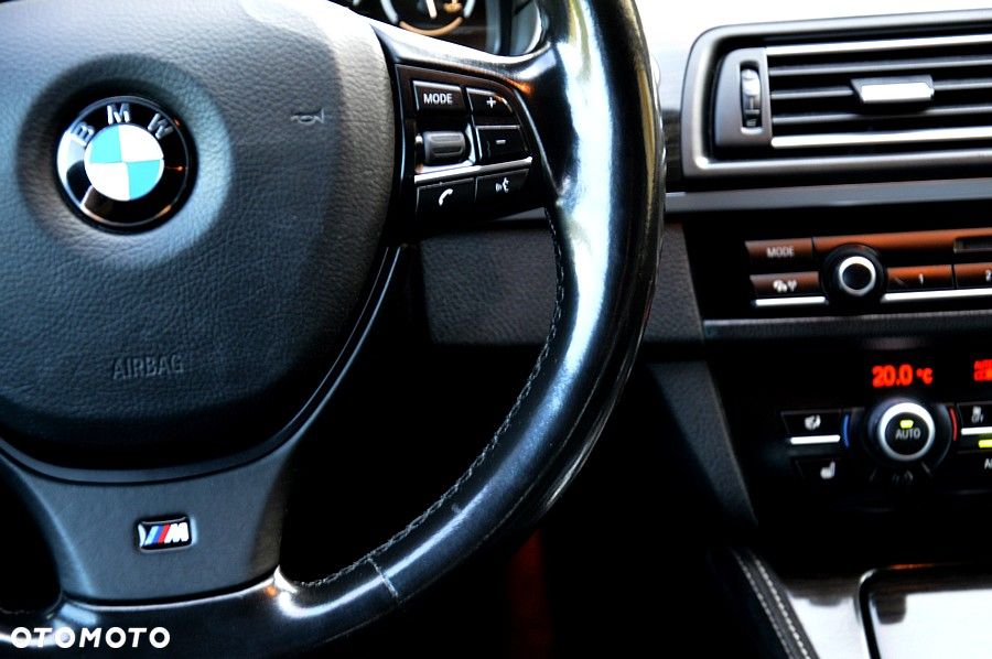 BMW Seria 5 530d xDrive Sport-Aut Modern Line - 29