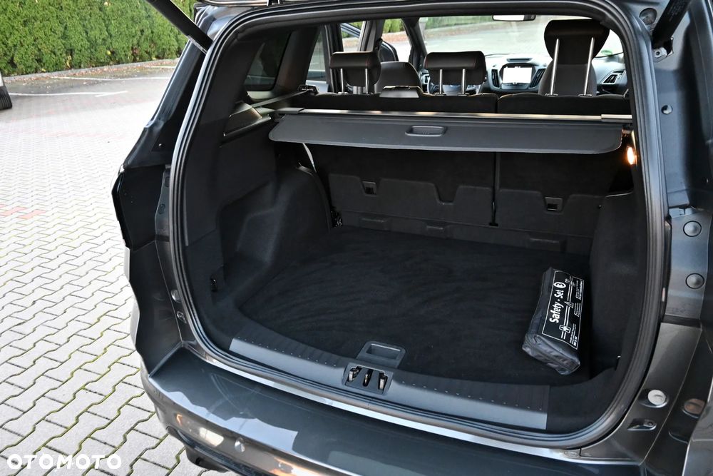 Ford Kuga 1.5 EcoBoost FWD ST-Line ASS GPF - 39