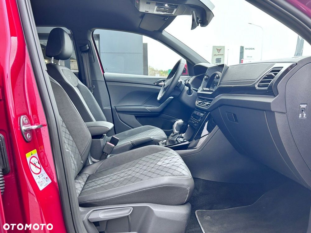 Volkswagen T-Cross - 13
