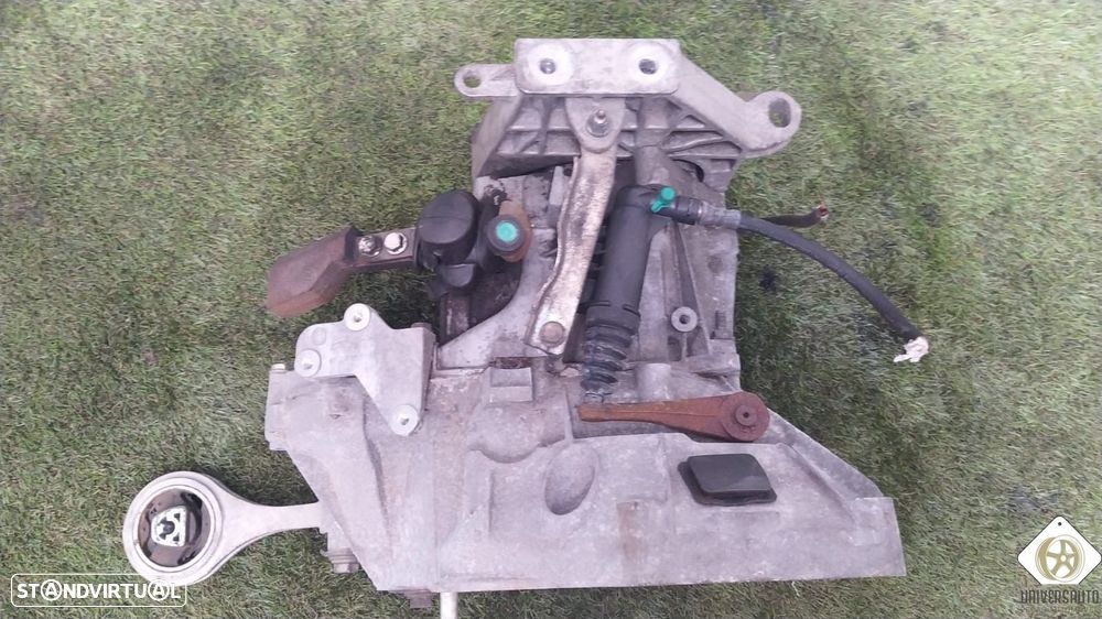 CAIXA VELOCIDADES FIAT GRANDE PUNTO 2013 - 3