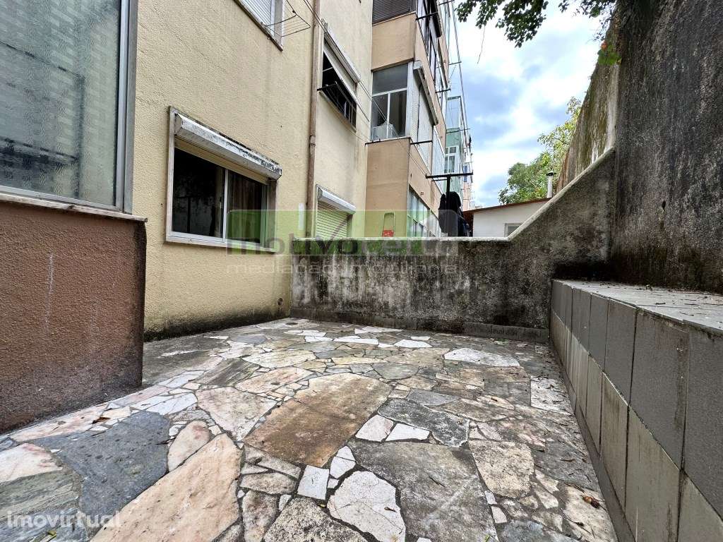 T1 Acolhedor nas Mercês com Quintal Privativo de 20 m². Ideal para ... - Grande imagem: 2/13
