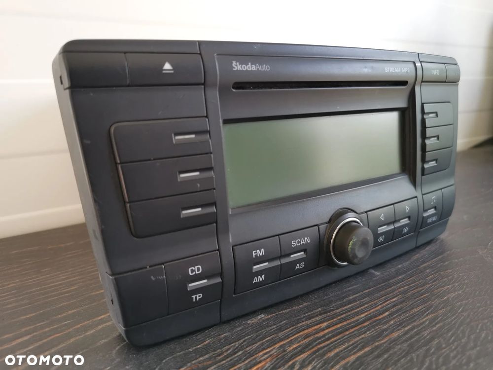 Radio do Skoda Octavia Stream 1Z0 035 161 C - 2