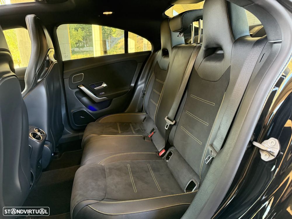 Mercedes-Benz CLA 45 AMG S 4Matic+ Speedshift 8G-DCT Line Premium - 36
