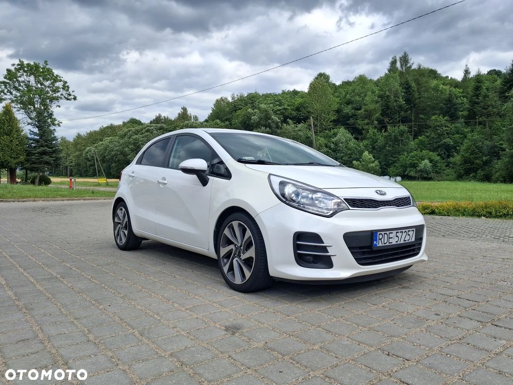 Kia Rio - 1