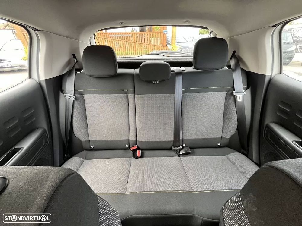 Citroën C3 1.2 PureTech Feel - 33