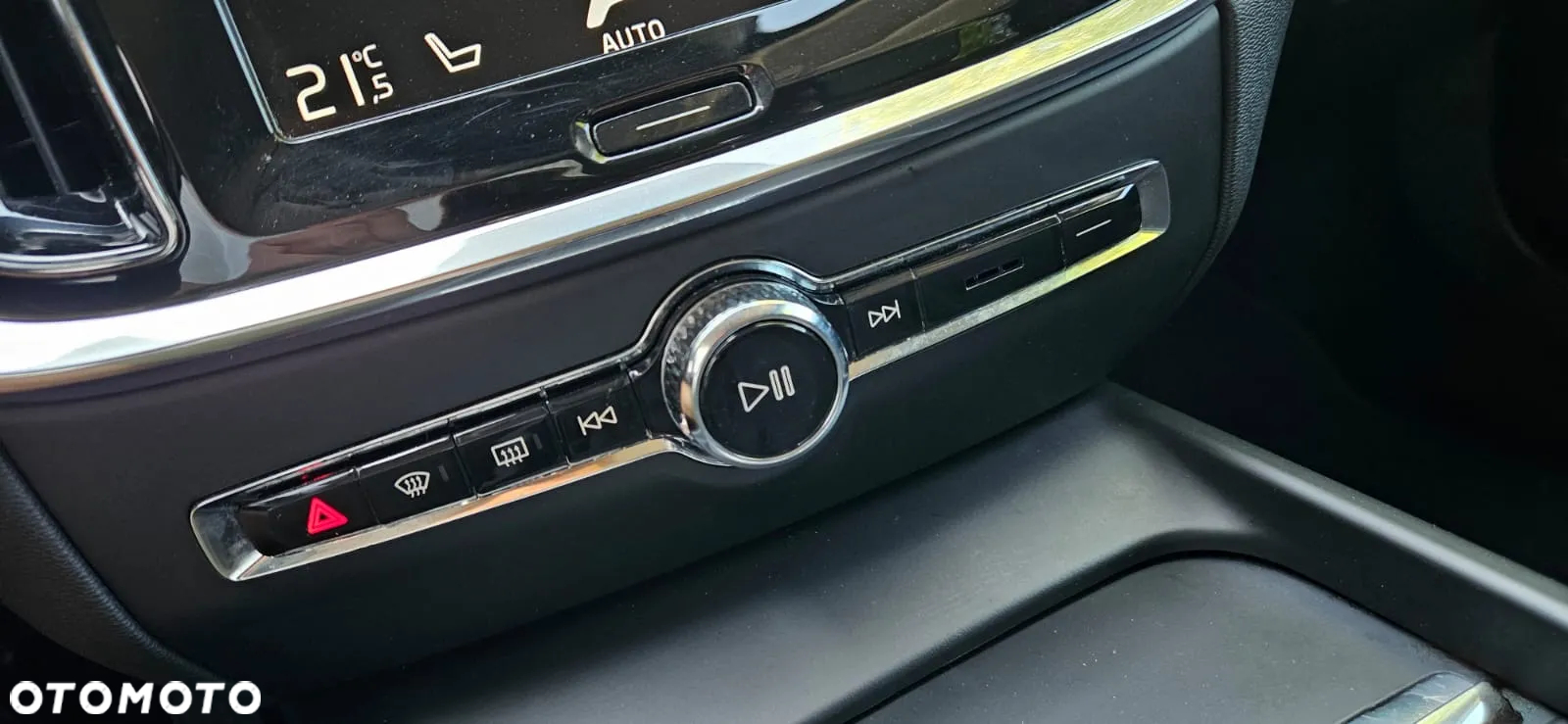 Volvo V60 T4 Geartronic Momentum Pro - 31