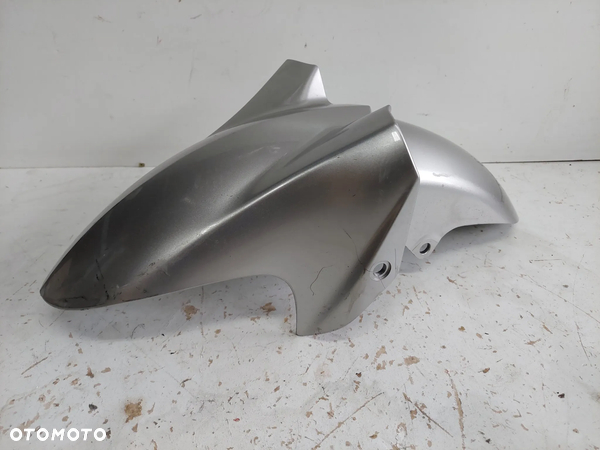 YAMAHA FZ1 FAZER 1000 błotnik przód owiewka 02-05r