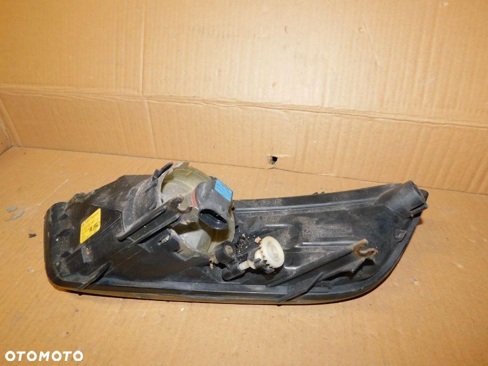 halogen prawy FORD MONDEO MK4 IV  ORYGINAŁ - 2