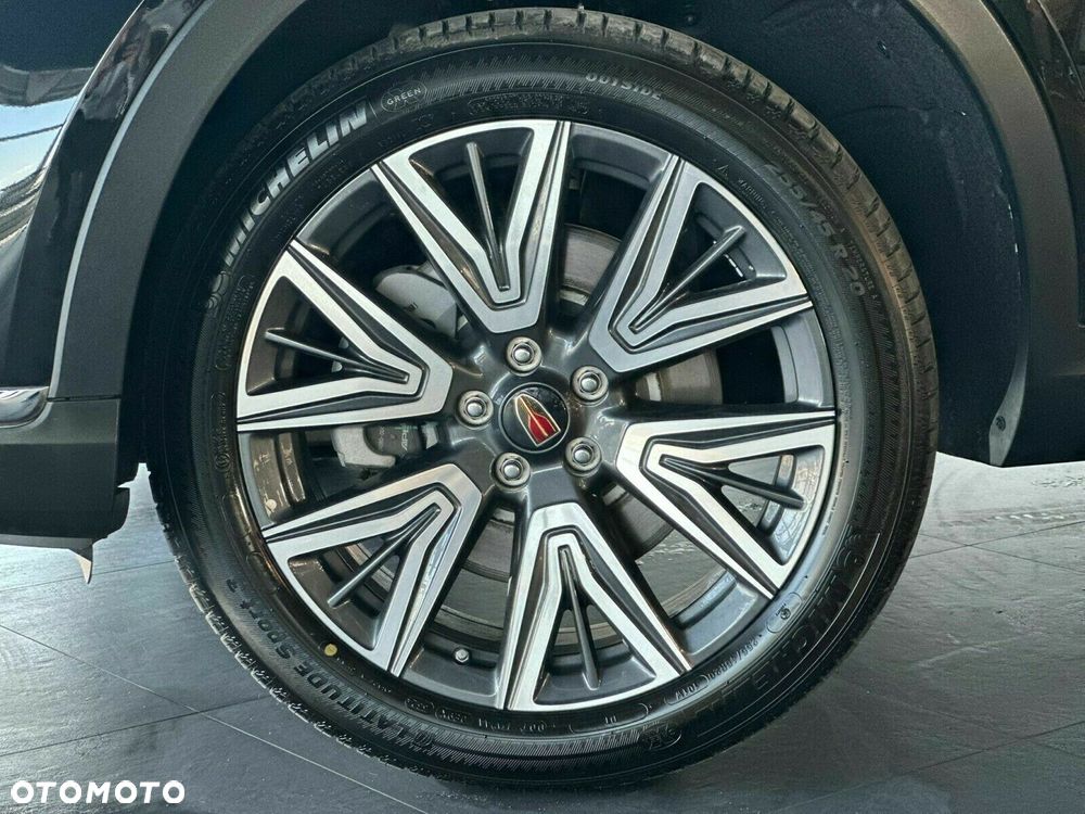 Hongqi HS5 - 8