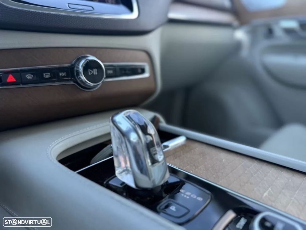 Volvo XC 90 2.0 T8 PHEV Inscription Expression AWD - 21