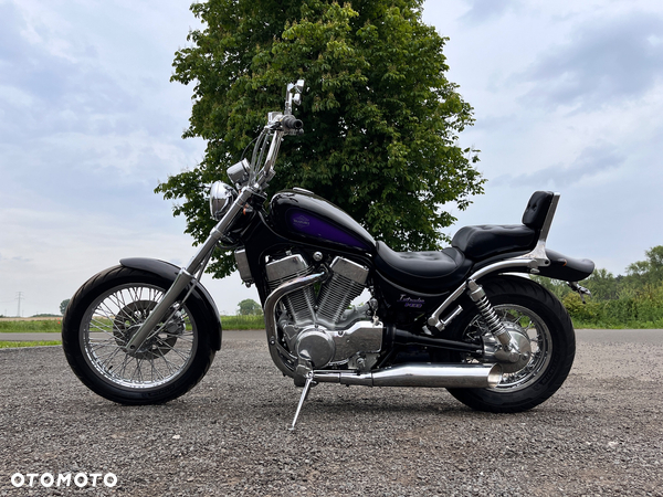 Suzuki Intruder
