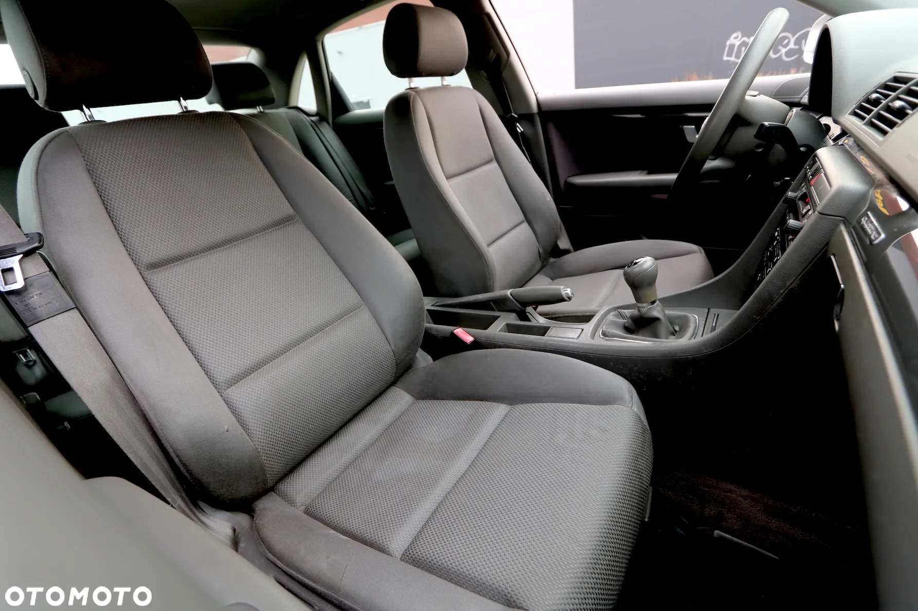 Audi A4 1.8T Quattro - 7