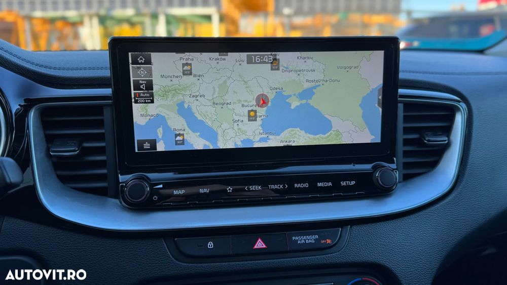 Kia XCeed 1.6 CRDi LAUNCH EDITION - 17