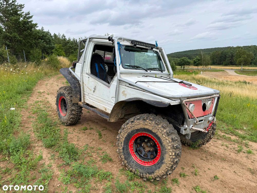 Suzuki Samurai - 2
