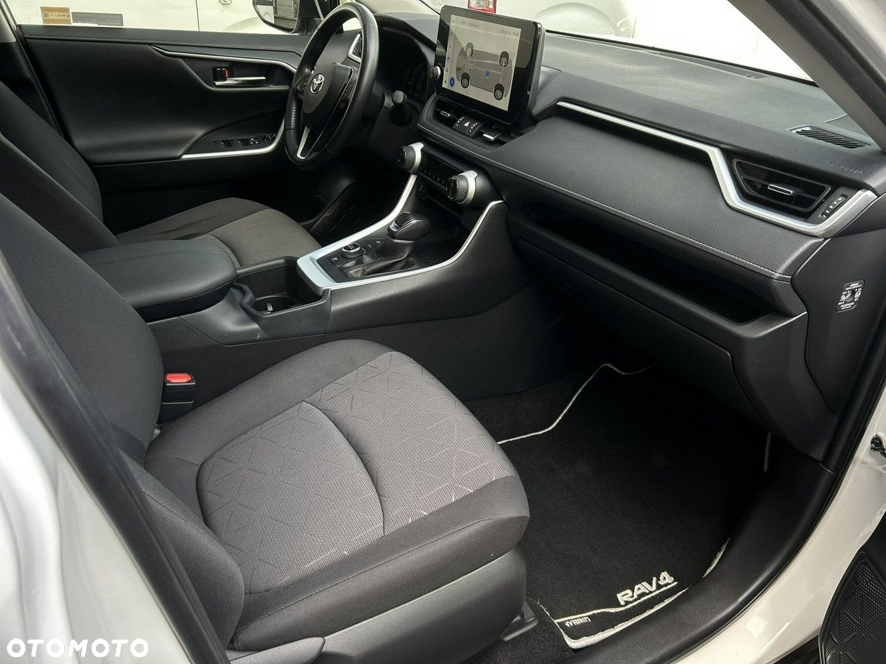 Toyota RAV4 - 14