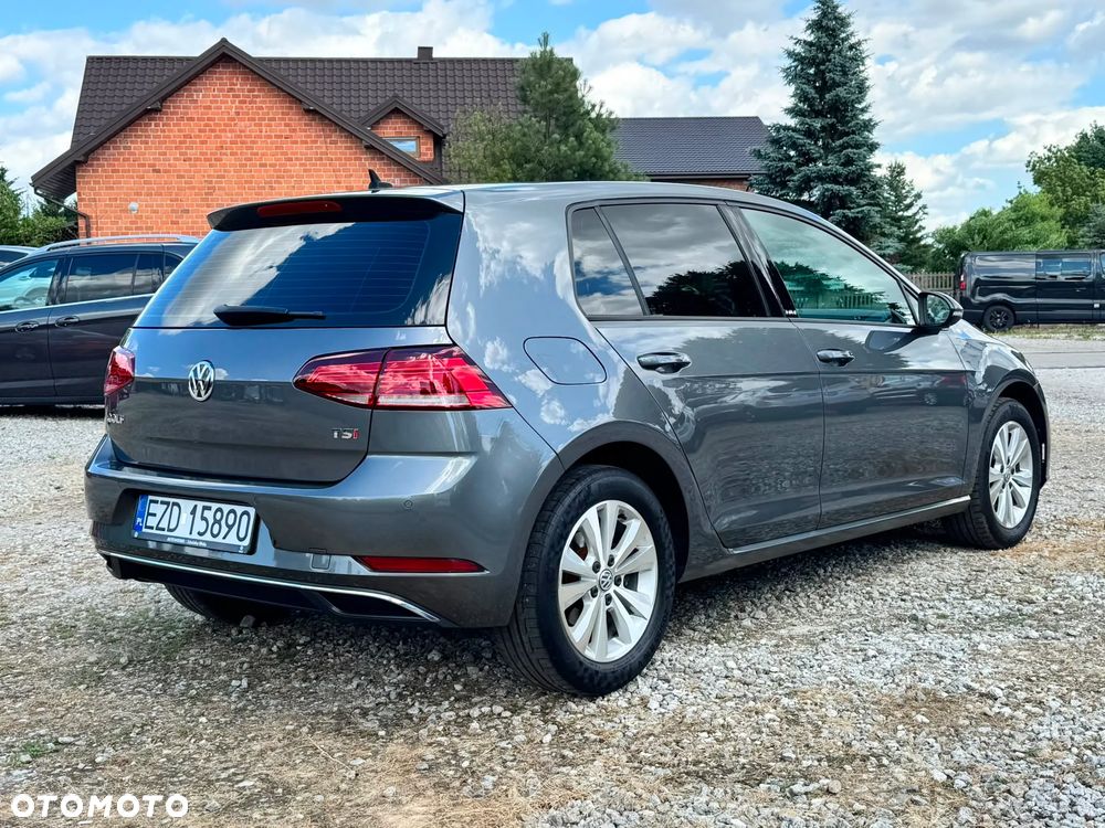 Volkswagen Golf - 11