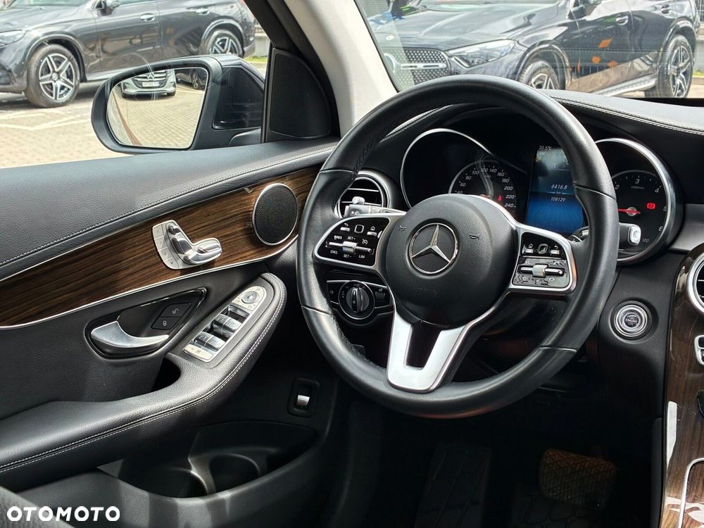 Mercedes-Benz GLC - 17
