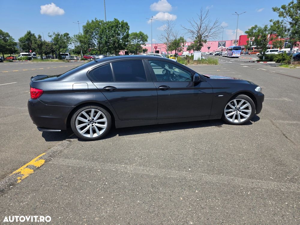 BMW Seria 5 520d - 3